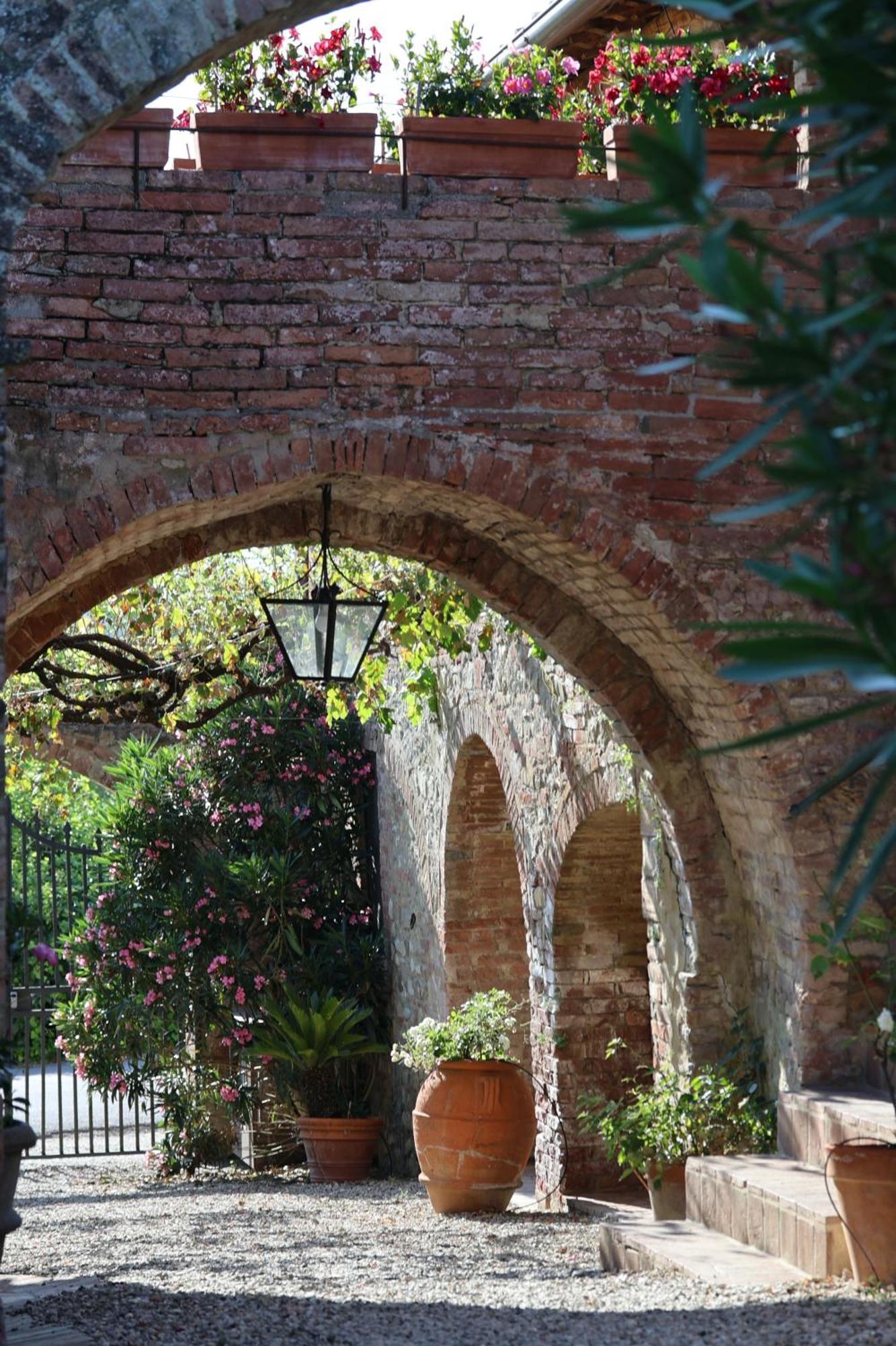 Ca' Bianca Tuscany Relais Siena